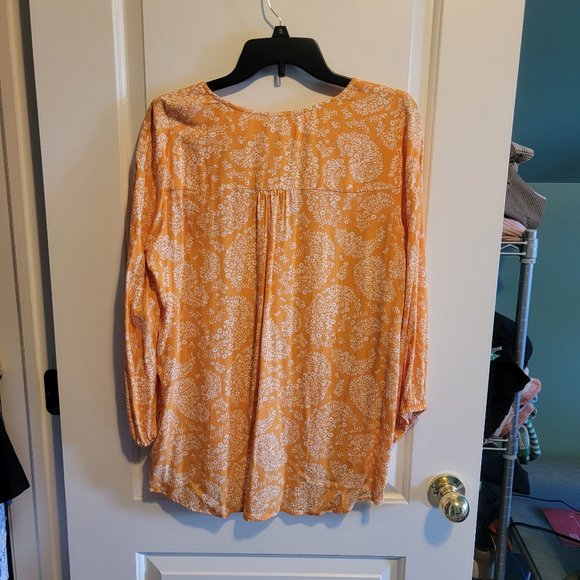 NWT Skies are Blue Padenia Tassel Tie Top Stitch Fix - Picture 5 of 5